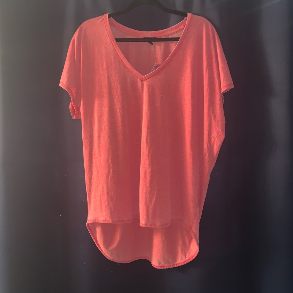 NWT Express distressed V neck Tee
